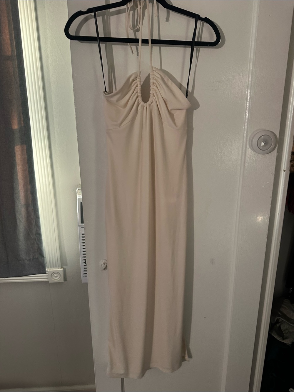 Forever 21 Cream Halter Maxi Dress